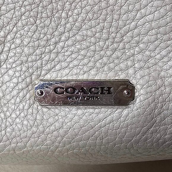Coach Vintage Pebbled Leather Bucket Bag - Picture 2 of 12